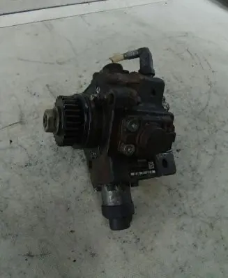 Renault Trafic II (X83) Fuel injection high pressure pump 0445010223