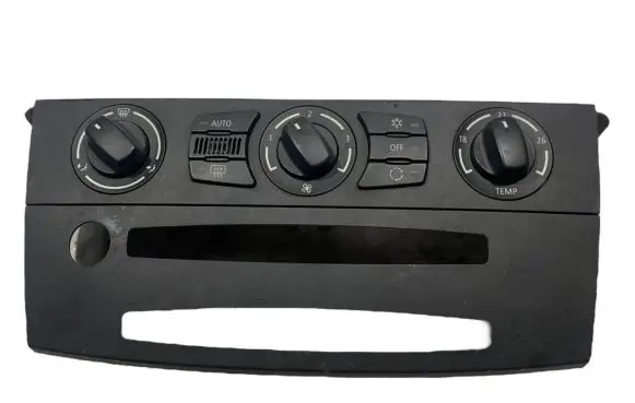 BMW 5 E60 E61 Radio/GPS head unit trim 7063151