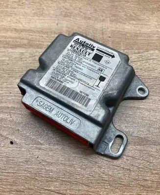 Renault Scenic I Airbag control unit/module 7700437471A 550803800