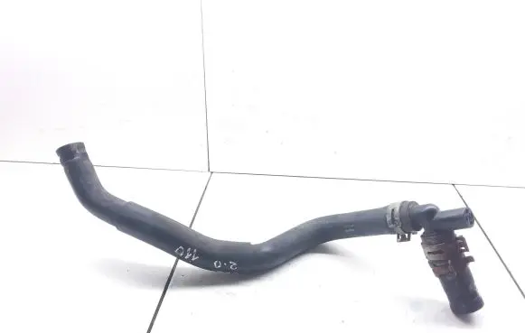 Subaru Legacy Engine coolant pipe/hose