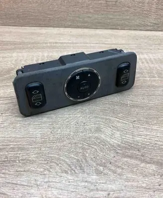 Mercedes-Benz ML W163 Electric window control switch A1638200326 03420660