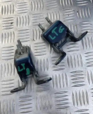 Suzuki SX4 S-Cross Rear door hinge set PK10761