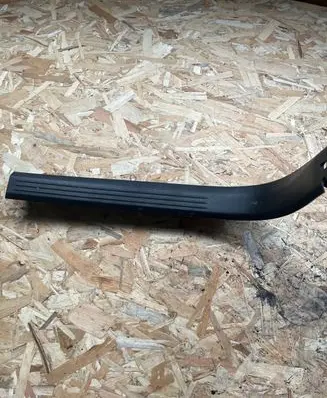 Volvo V40 Front sill trim cover 31267988
