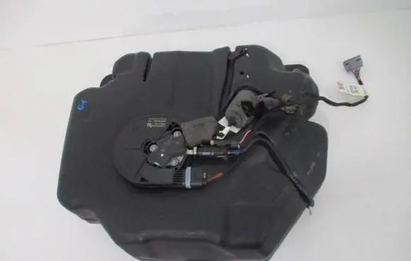 Mercedes-Benz E A207 AdBlue liquid reservoir A2074701301
