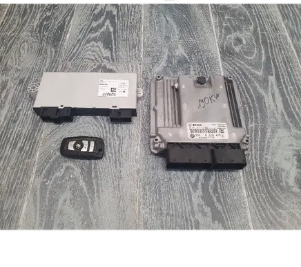 BMW 5 F10 F11 Engine ECU kit and lock set 0281018611 030033775 8518479