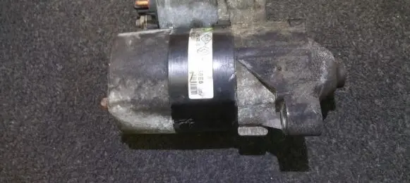 Renault Modus Starter motor 8200369521 22b7