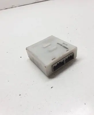 Nissan X-Trail T30 Comfort/convenience module 28550EQ300 6710