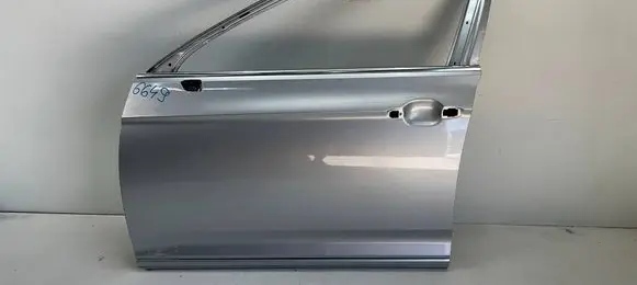 Volkswagen PASSAT B8 Front door 3G0831311L