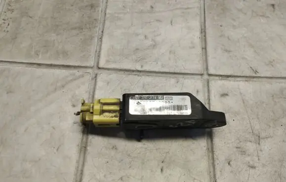 Honda FR-V Airbag deployment crash/impact sensor 77930SFEJ110M2