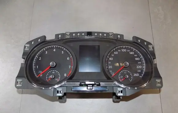 Volkswagen Golf VII Speedometer (instrument cluster) 5G1920640A