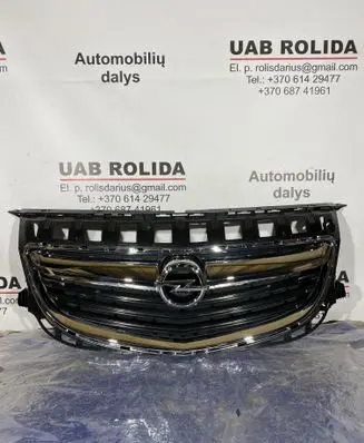 Opel Insignia A Front bumper upper radiator grill