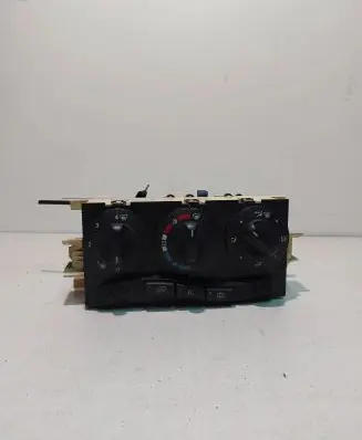 Mercedes-Benz A W168 Climate control unit 1688300485 K114298