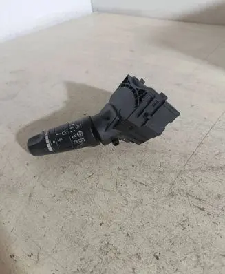 Nissan Almera Tino Wiper control stalk 5511