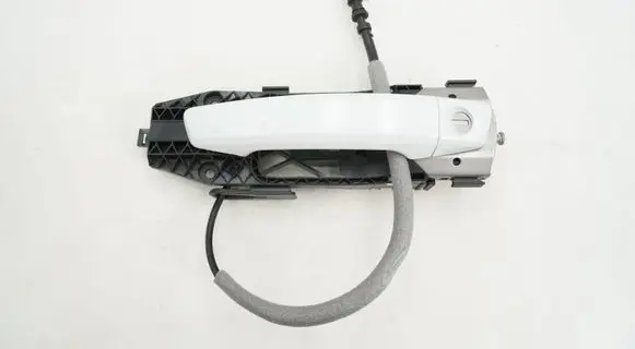 Audi A3 S3 8V Front door exterior handle 5N0837885 5N0837017D