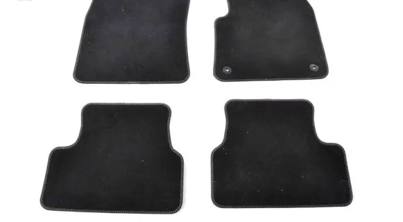 Peugeot 3008 II Car floor mat set 9828105380 9828105280