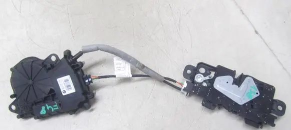 BMW X1 F48 F49 Tailgate boot lock/latch motor 737400610
