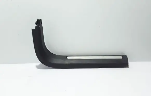 Volvo XC60 Front sill trim cover 31448015