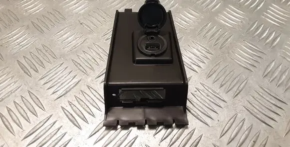 USB socket connector