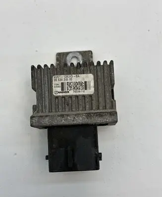 Glow plug pre-heat relay