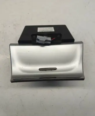 Jeep Grand Cherokee Front trunk storage compartment 000050 X90026811SF 5VK211SAAB