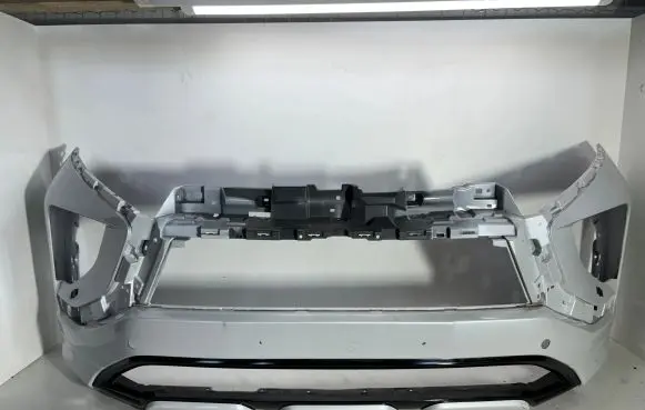 Mitsubishi Eclipse Cross Front bumper 6400K954ZZ