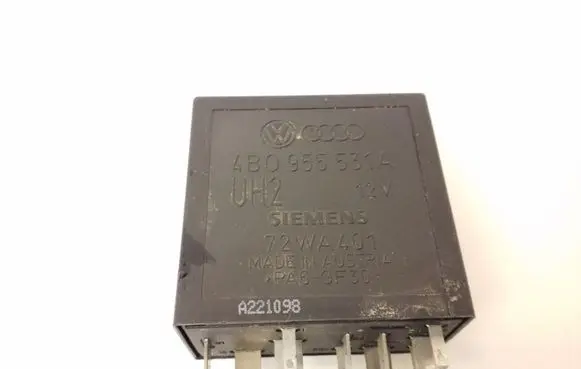 Volkswagen PASSAT B5 Other relay 4B0955531A 72WA401