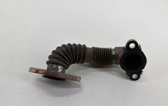 Nissan Navara D23 EGR valve line/pipe/hose 147256115R