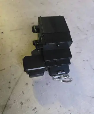 Volvo S80 Ignition lock 329002 6G9N11572BF VP6G9F11572BF