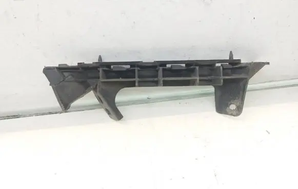 Seat Ibiza IV (6J,6P) Front bumper mounting bracket 6J0807183