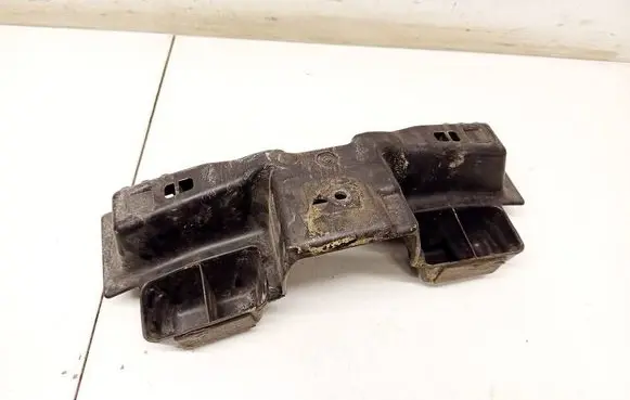 Mazda CX-7 Front bumper mounting bracket EH44500J1