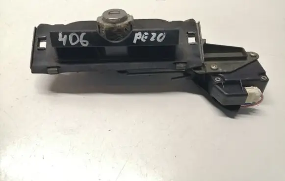 Peugeot 406 Tailgate/trunk/boot lock/catch/latch 8257 43401