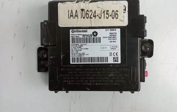 Jeep Grand Cherokee Keyless (KESSY) go control unit/module 68240157AB