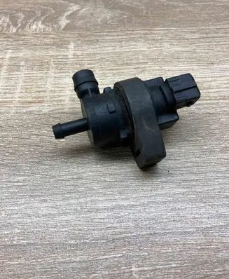 BMW 5 E60 E61 Vacuum valve 1433602