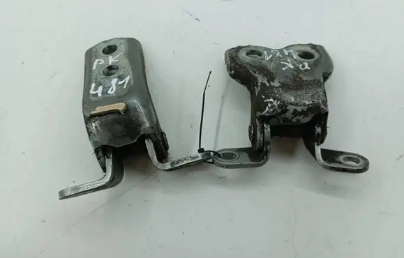 Toyota Avensis T250 Front door hinge set 