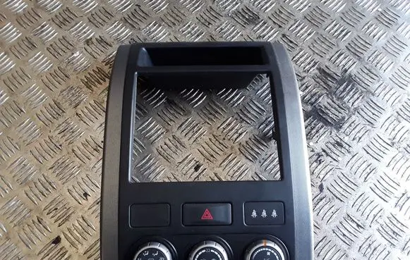 Nissan X-Trail T31 Climate control unit 68260JG40A 27500JG700