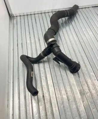 BMW 2 F22 F23 Engine coolant pipe/hose 8631963 PA66GF30 WW261407