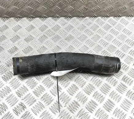 Maserati Quattroporte Intercooler hose/pipe 670105708