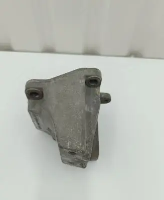 Chrysler 300C Engine mounting bracket 54726022A0