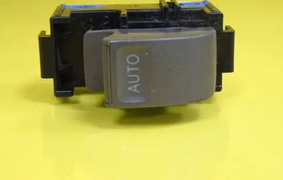 Lexus GS 300 350 430 450H Electric window control switch