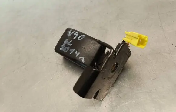 Volvo V40 Rear seatbelt buckle 31292085 120208 20130322
