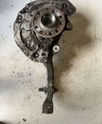 Mercedes-Benz GLC X253 C253 Front wheel hub A00042135