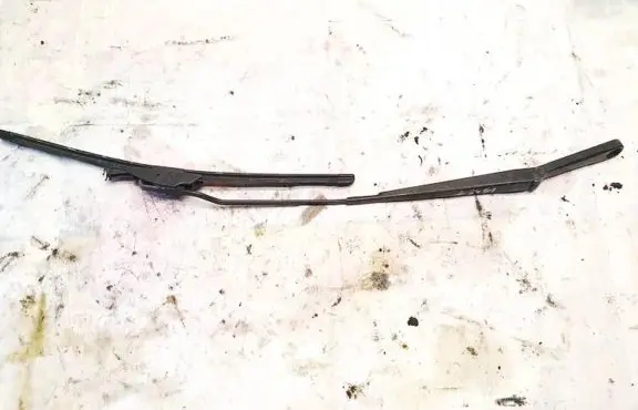 Skoda Fabia Mk1 (6Y) Front wiper blade arm 6y1955410