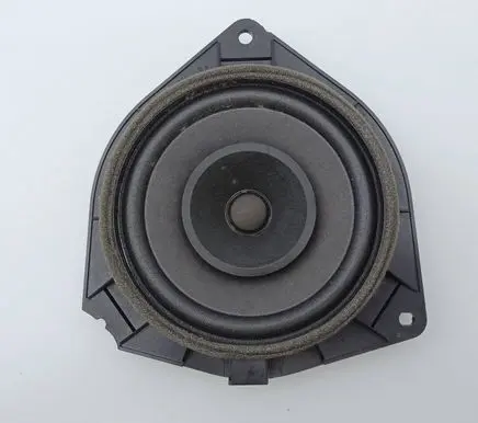 Toyota Avensis T250 Rear door speaker 8616002380