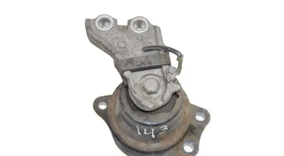 Honda Insight Engine mount bracket 50822TM8013