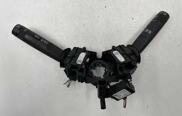 Opel Insignia A Indicator stalk 13303268 92230120049