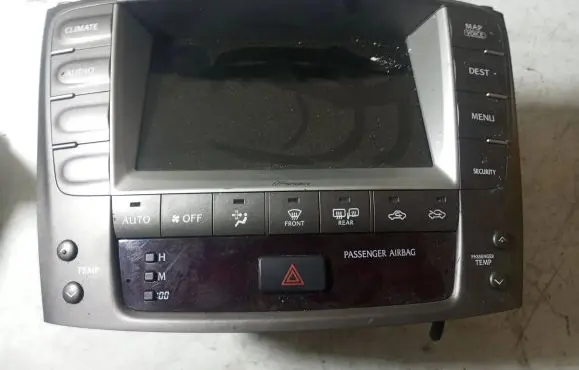 Lexus IS 220D-250-350 Screen/display/small screen 8611153050