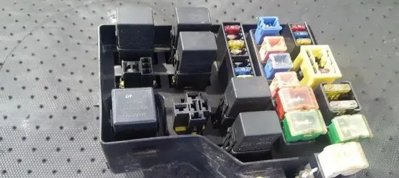 Volvo S40, V40 Fuse box set