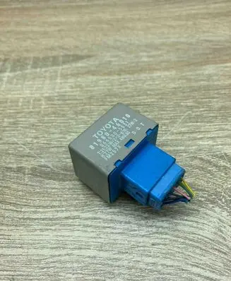 Toyota Prius (NHW20) Other relay 8198046010 0665005531 WITHPLUG