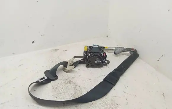 Mitsubishi Outlander Front seatbelt 0589P1000146 1101909 1077422