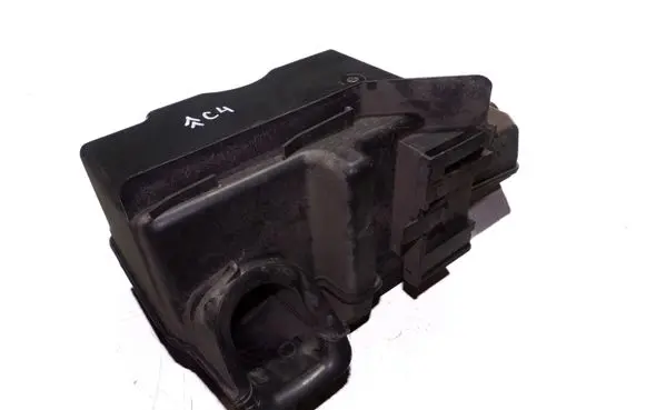 Citroen C4 I Intake resonator 9650677080